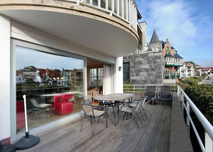 Fairway Apartment